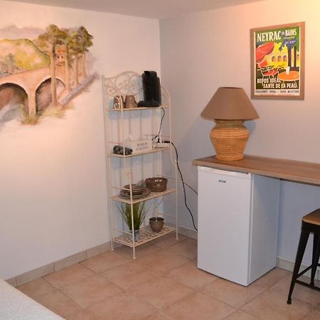 Maison Sous Le Pont Bed and Breakfast Meyras Exterior foto