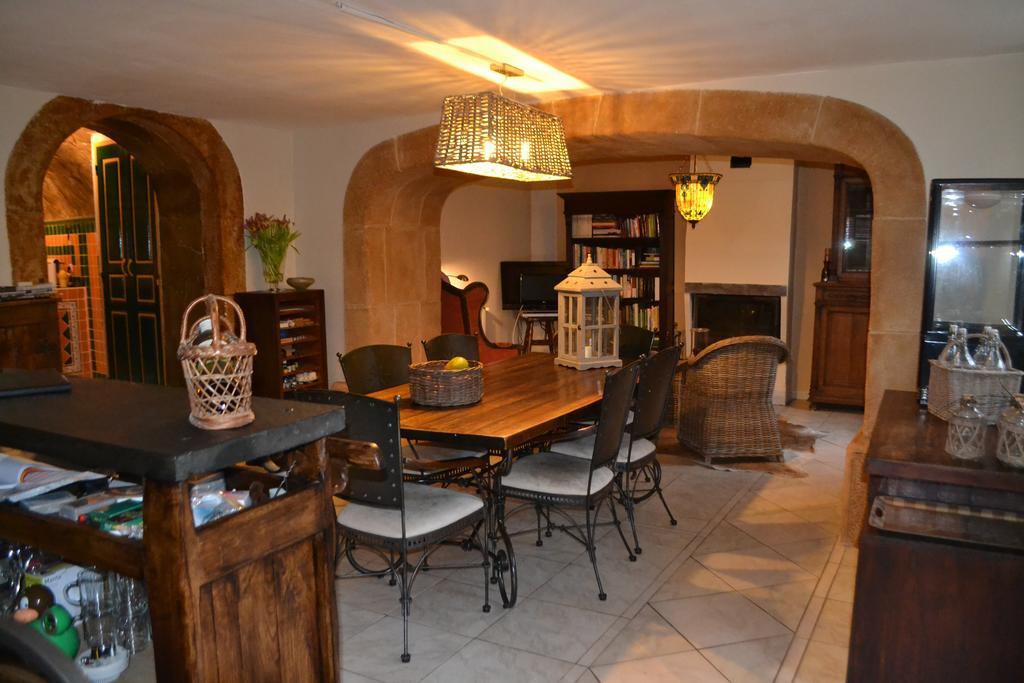 Maison Sous Le Pont Bed and Breakfast Meyras Exterior foto